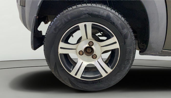 2015 Renault Kwid RXT 0.8 (O), Petrol, Manual, 1,05,206 km, Right Rear Wheel