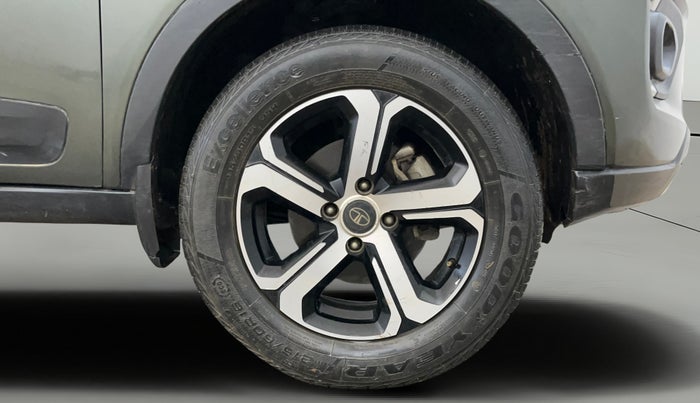 2022 Tata NEXON XZ PLUS (PREMIUM) PETROL, Petrol, Manual, 74,710 km, Right Front Wheel