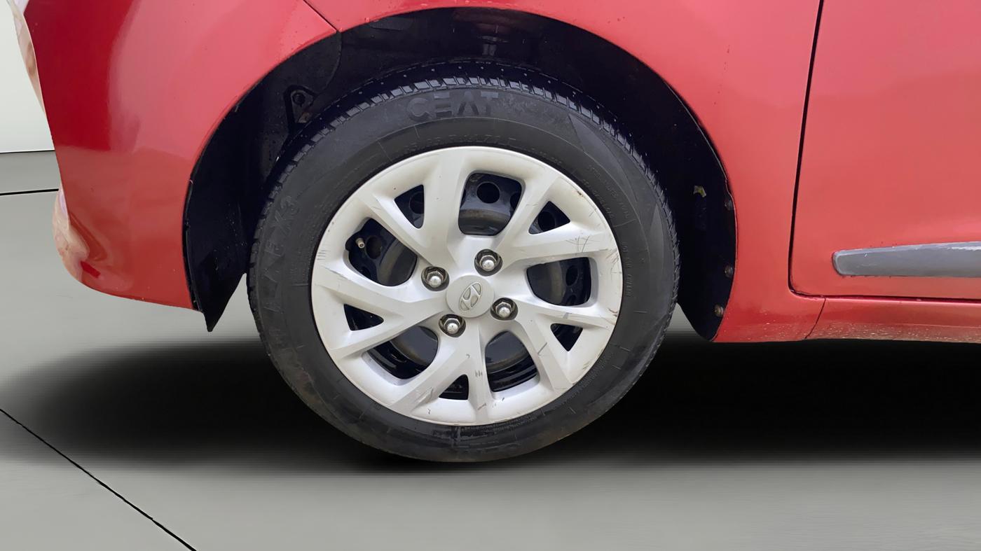2018 Hyundai Grand i10 SPORTZ 1.2 KAPPA VTVT, Petrol, Manual, 97,160 km, Left Front Wheel