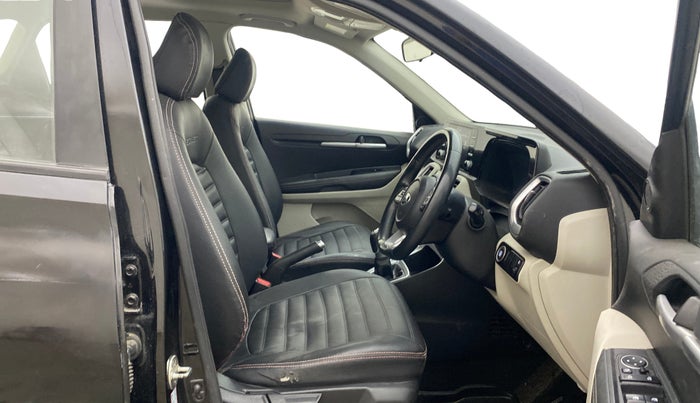 2021 KIA SONET HTX 1.0 IMT, Petrol, Manual, 39,116 km, Right Side Front Door Cabin