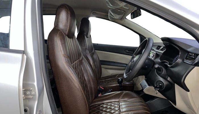 2024 Renault TRIBER RXL MT, Petrol, Manual, 17,563 km, Right Side Front Door Cabin