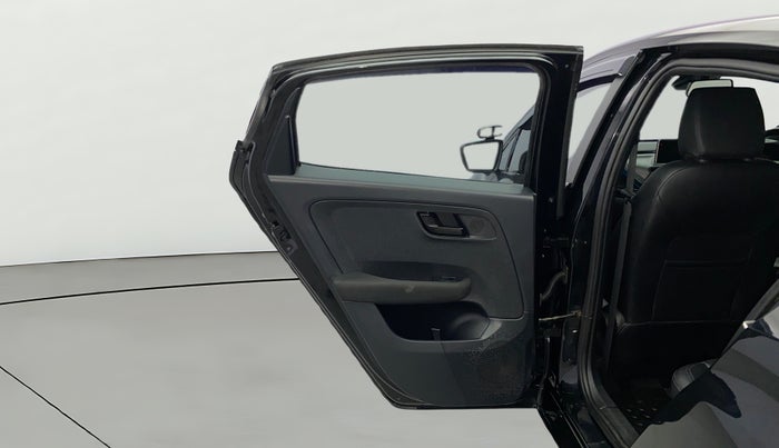 2022 Tata ALTROZ XZ PLUS DIESEL DARK EDITION, Diesel, Manual, 39,371 km, LHS Rear Door