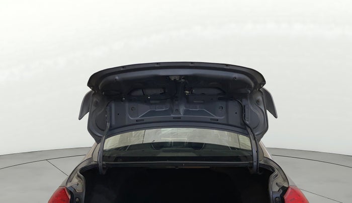 2016 Maruti Ciaz ZXI+ RS, Petrol, Manual, 76,161 km, Boot Door Open