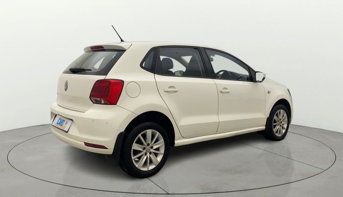 2015 Volkswagen Polo HIGHLINE1.2L, Petrol, Manual, 60,926 km, Right Back Diagonal