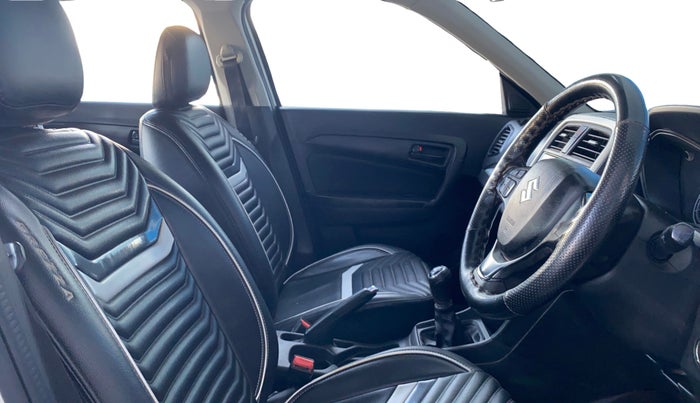 2020 Maruti Vitara Brezza VXI, Petrol, Manual, 55,333 km, Right Side Front Door Cabin