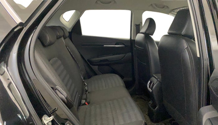 2023 KIA SONET HTK PLUS 1.2, Petrol, Manual, 17,883 km, Right Side Rear Door Cabin