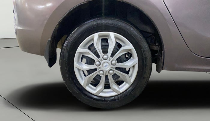 2017 Tata TIGOR XT DIESEL, Diesel, Manual, 95,837 km, Right Rear Wheel