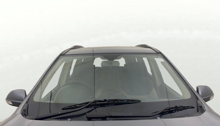 2016 Mahindra XUV500 W6 AT, Diesel, Automatic, 76,499 km, Front Windshield