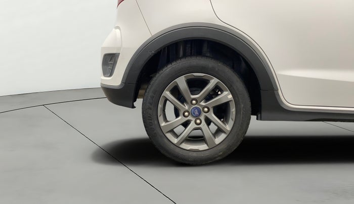 2020 Ford FREESTYLE TITANIUM 1.2 PETROL, Petrol, Manual, 41,997 km, Right Rear Wheel