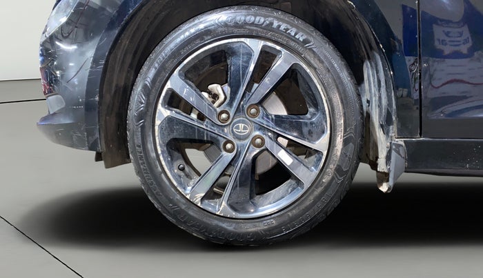 2022 Tata ALTROZ XZA PLUS DARK EDTION, Petrol, Automatic, 24,279 km, Left Front Wheel