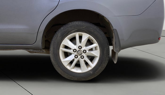 2016 Toyota Innova Crysta 2.4 VX 7 STR, Diesel, Manual, 83,393 km, Left Rear Wheel