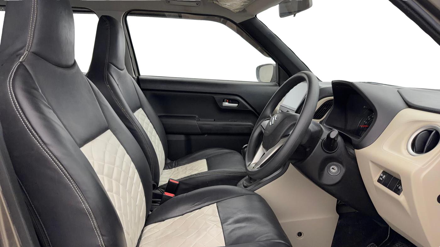 2023 Maruti New Wagon-R VXI CNG 1.0, CNG, Manual, 34,914 km, Right Side Front Door Cabin
