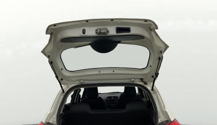 2018 Tata Tiago XZ PETROL, Petrol, Manual, 1,00,646 km, Boot Door Open