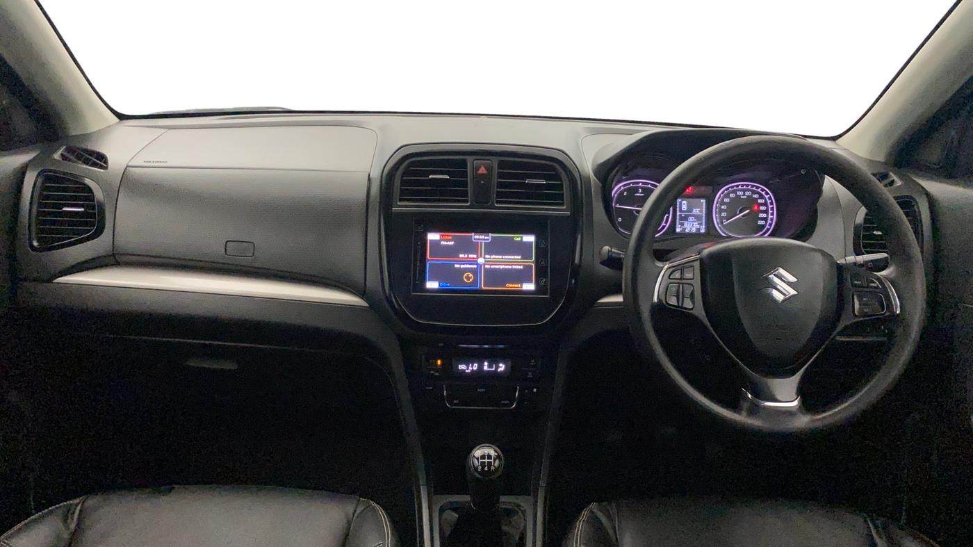 2017 Maruti Vitara Brezza ZDI PLUS DUAL TONE, Diesel, Manual, 83,346 km, Dashboard