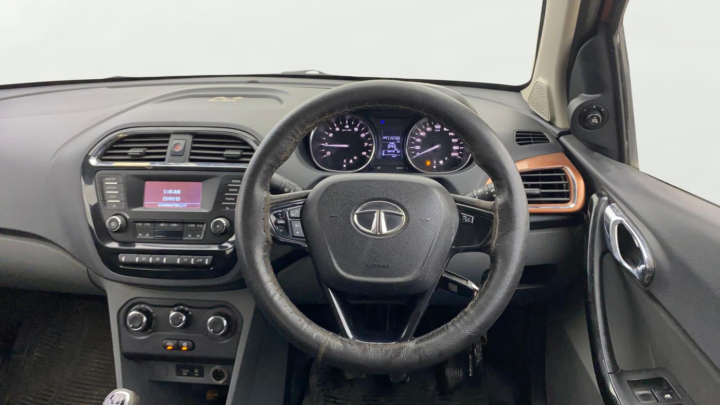 2018 Tata TIGOR XZ PETROL, Petrol, Manual, 1,14,201 km, Steering Wheel Close Up