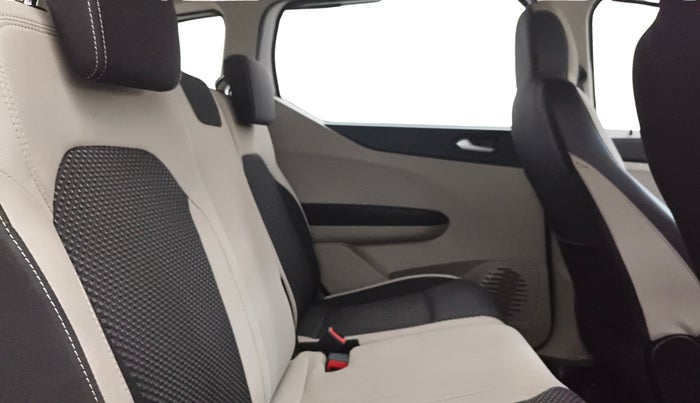 2021 Renault TRIBER RXZ, Petrol, Manual, 69,919 km, Right Side Rear Door Cabin