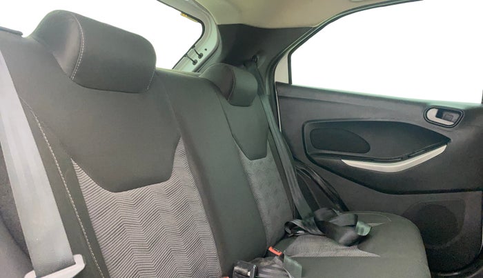 2018 Ford New Figo TITANIUM1.5 DIESEL, Diesel, Manual, 96,343 km, Right Side Rear Door Cabin