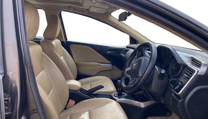 2015 Honda City 1.5L I-DTEC VX, Diesel, Manual, 65,236 km, Right Side Front Door Cabin