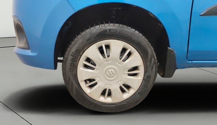 2017 Maruti Alto K10 VXI (O), Petrol, Manual, 37,032 km, Left Front Wheel