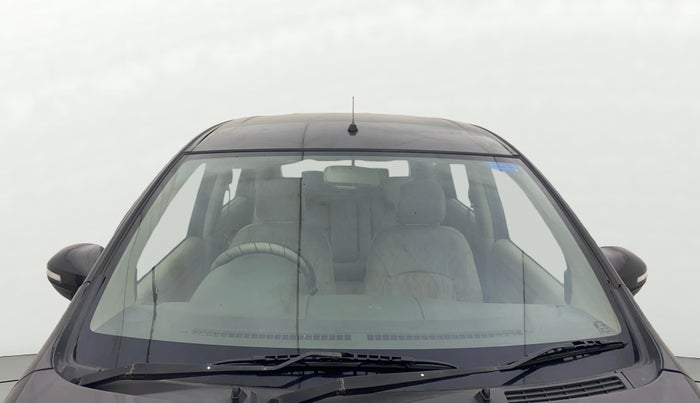 2012 Maruti Ertiga VXI, Petrol, Manual, 1,11,984 km, Front Windshield