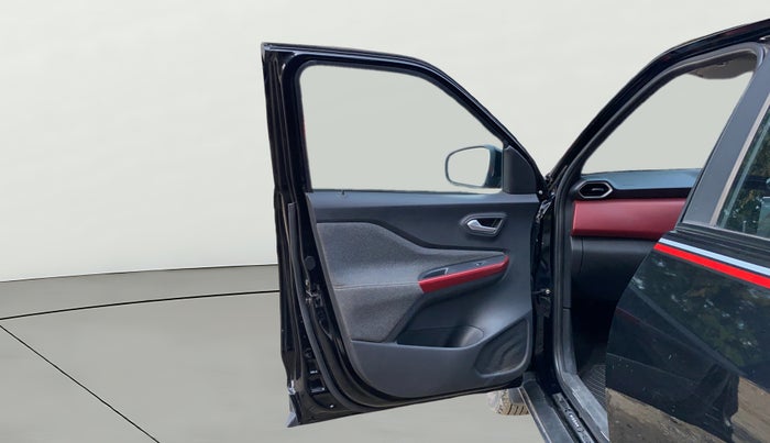 2022 Nissan MAGNITE XV RED EDITION, Petrol, Manual, 15,243 km, LHS Front Door