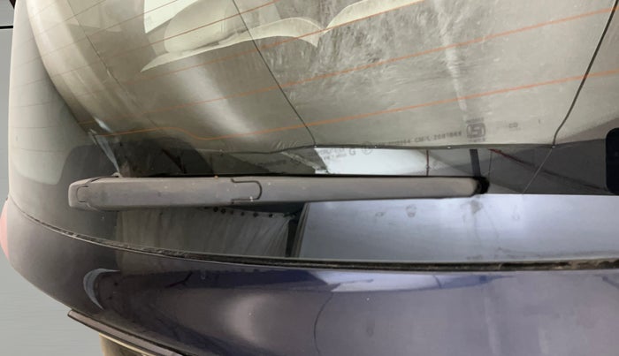 2023 Mahindra XUV700 AX 7 LUXURY P AT 7 STR, Petrol, Automatic, 14,877 km, Rear Wiper