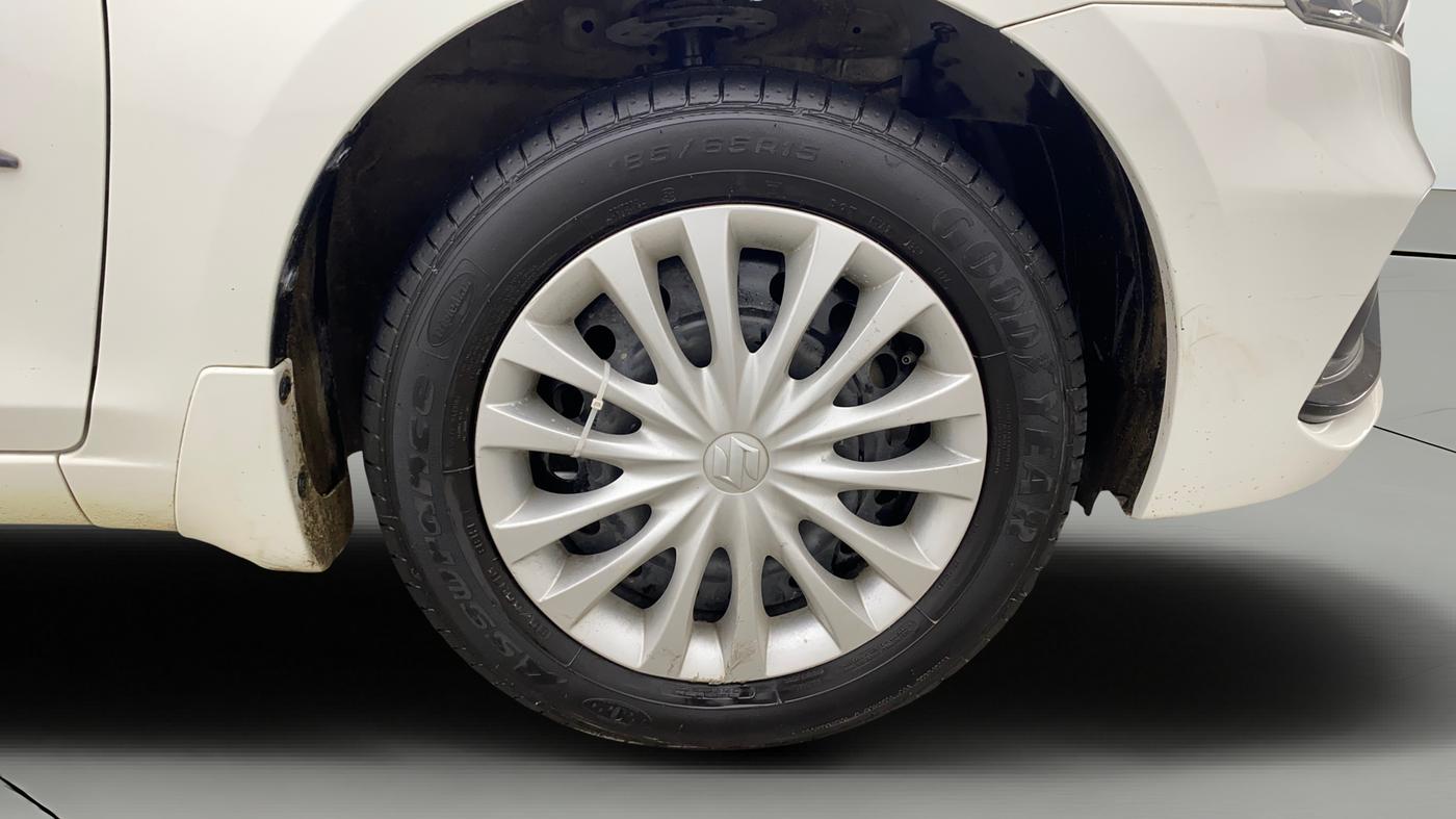 2024 Maruti Ciaz SIGMA 1.5 SHVS MT  PETROL, Petrol, Manual, 12,545 km, Right Front Wheel