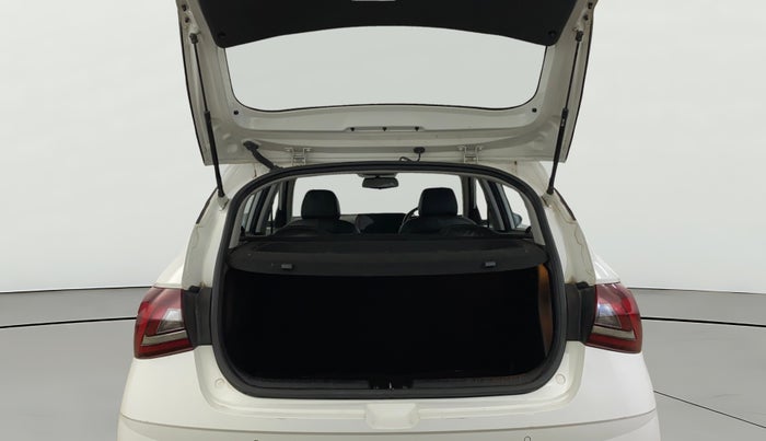 2021 Hyundai NEW I20 ASTA 1.2 MT, Petrol, Manual, 27,922 km, Boot Open Zoomed View