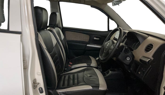 2015 Maruti Wagon R 1.0 VXI, CNG, Manual, 83,196 km, Right Side Front Door Cabin