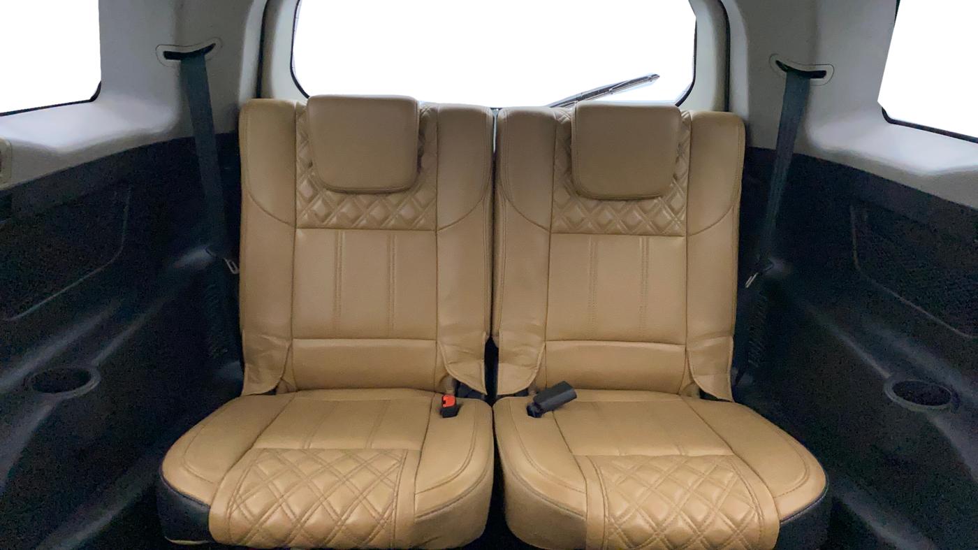 2020 Mahindra XUV500 W11, Diesel, Manual, 66,281 km, Third Seat Row ( optional )