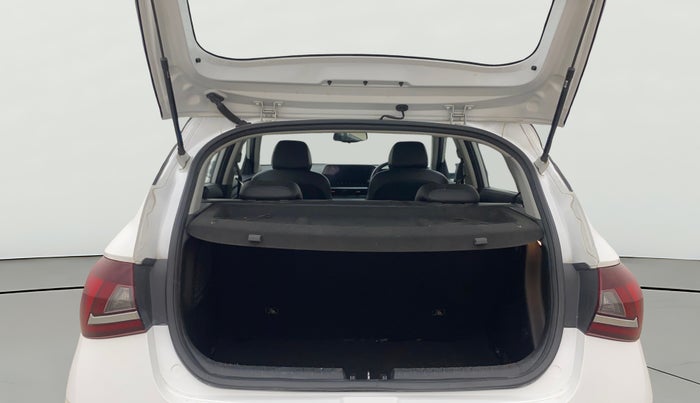 2022 Hyundai NEW I20 Asta (O) 1.0 Turbo DCT Dual Tone, Petrol, Automatic, 44,462 km, Boot Open Zoomed View