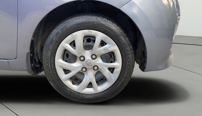 2017 Hyundai Grand i10 MAGNA 1.2 KAPPA VTVT, Petrol, Manual, 83,516 km, Right Front Wheel