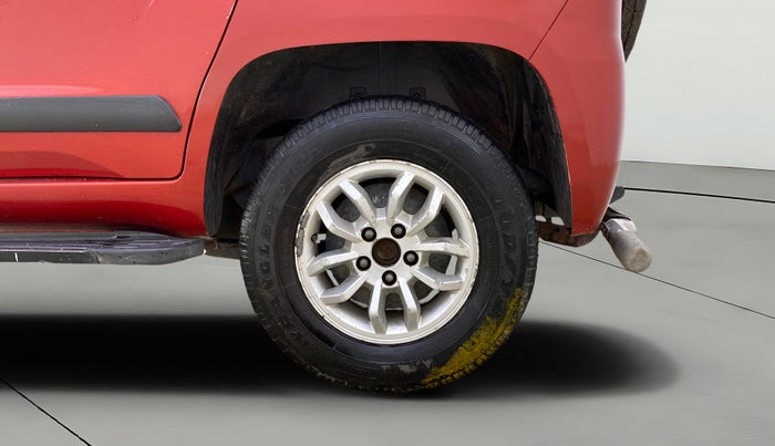 2015 Mahindra TUV300 T8, Diesel, Manual, 70,354 km, Left Rear Wheel