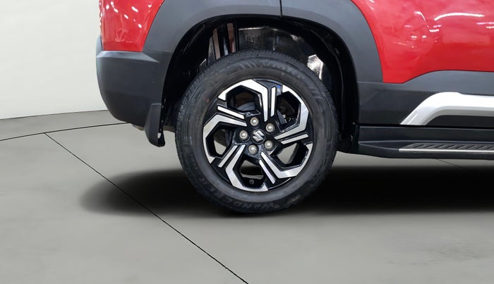 2022 Maruti BREZZA ZXI + SMART HYBRID DUAL TONE, Petrol, Manual, 17,375 km, Right Rear Wheel