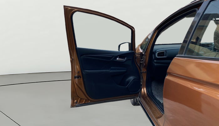 2018 Honda WR-V 1.5L I-DTEC S MT, Diesel, Manual, 1,20,044 km, LHS Front Door