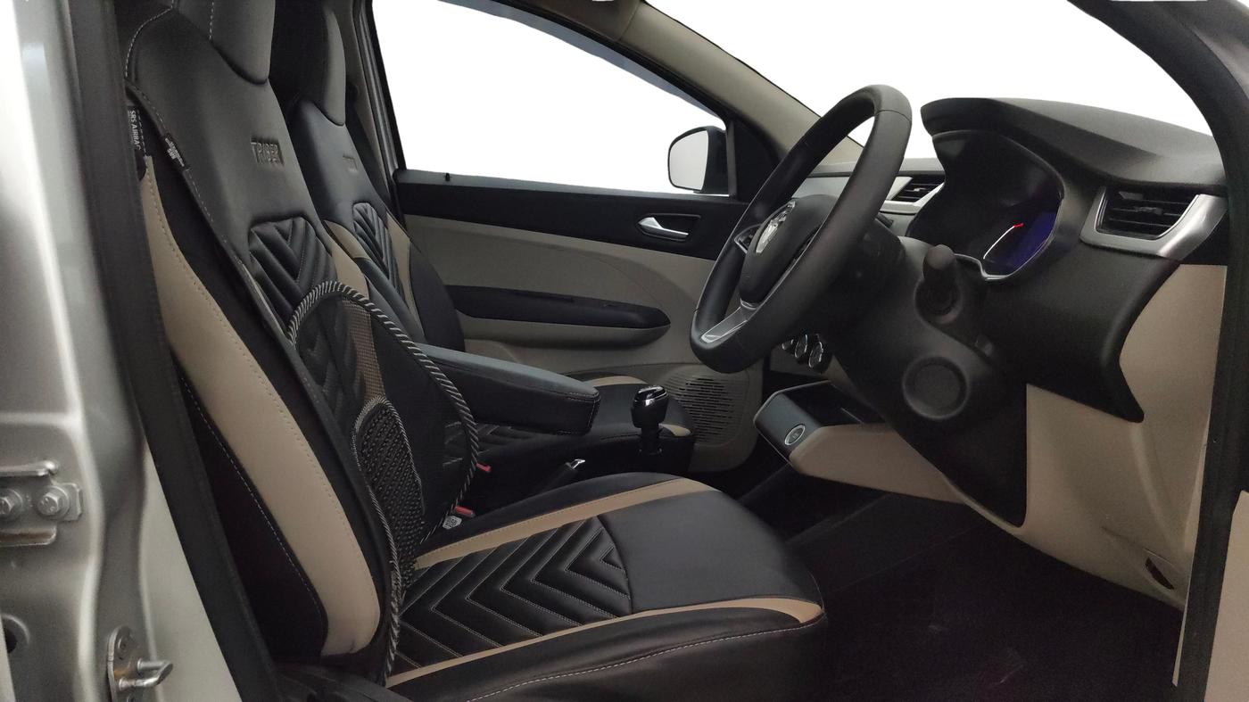 2024 Renault TRIBER RXZ, Petrol, Manual, 5,231 km, Right Side Front Door Cabin