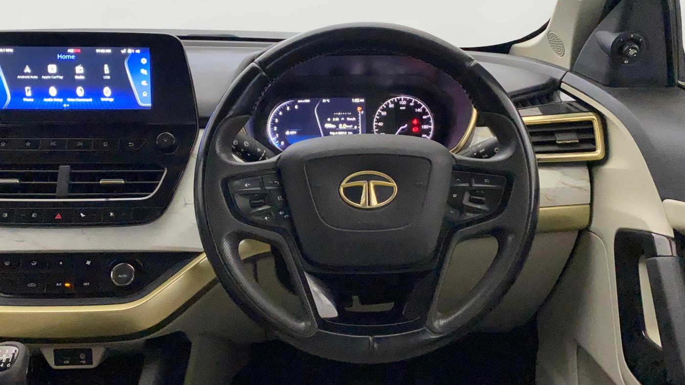 2022 Tata Safari XZ PLUS GOLD, Diesel, Manual, 47,416 km, Steering Wheel Close Up