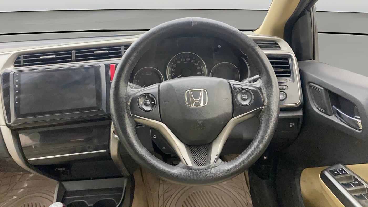 2016 Honda City 1.5L I-DTEC VX, Diesel, Manual, 1,20,307 km, Steering Wheel Close Up
