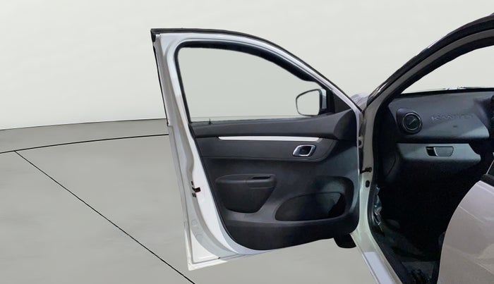 2022 Renault Kwid CLIMBER MT 1.0, Petrol, Manual, 16,332 km, LHS Front Door