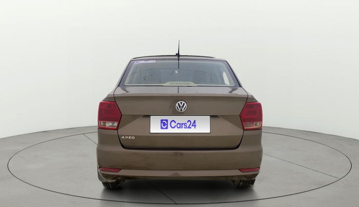 2017 Volkswagen Ameo HIGHLINE1.2L, Petrol, Manual, 71,770 km, Back/Rear