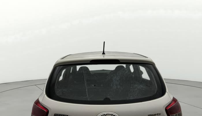 2017 Hyundai Grand i10 SPORTZ 1.2 KAPPA VTVT, Petrol, Manual, 47,073 km, Rear Windshield