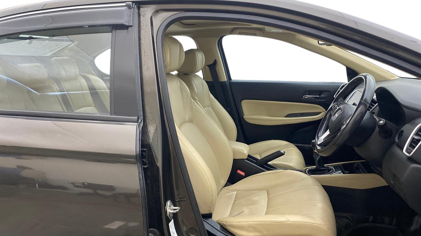 2021 Honda City 1.5L I-VTEC ZX, Petrol, Manual, 92,855 km, Right Side Front Door Cabin
