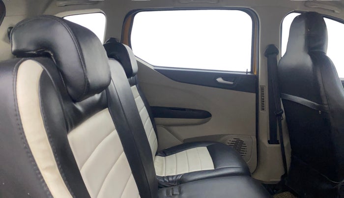 2019 Renault TRIBER RXZ, Petrol, Manual, 63,485 km, Right Side Rear Door Cabin