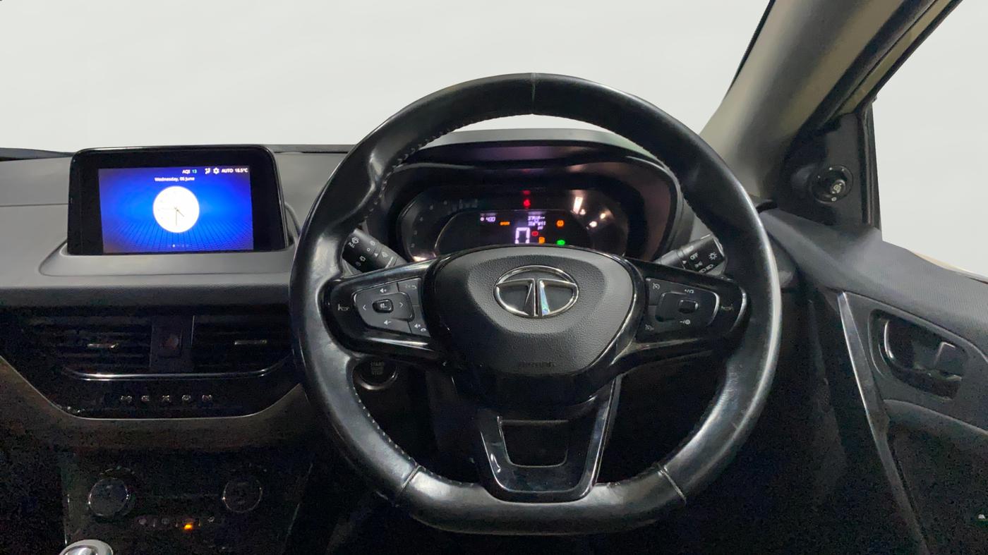 2022 Tata NEXON XZ PLUS PETROL KAZIRANGA, Petrol, Manual, 63,991 km, Steering Wheel Close Up