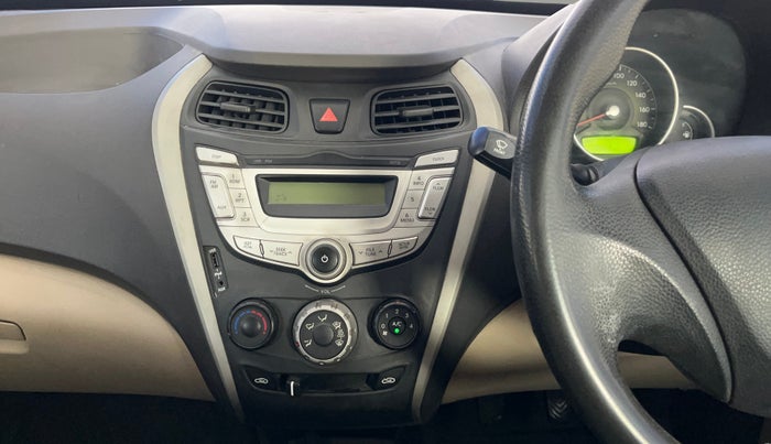 2017 Hyundai Eon MAGNA +, Petrol, Manual, 1,28,841 km, Air Conditioner