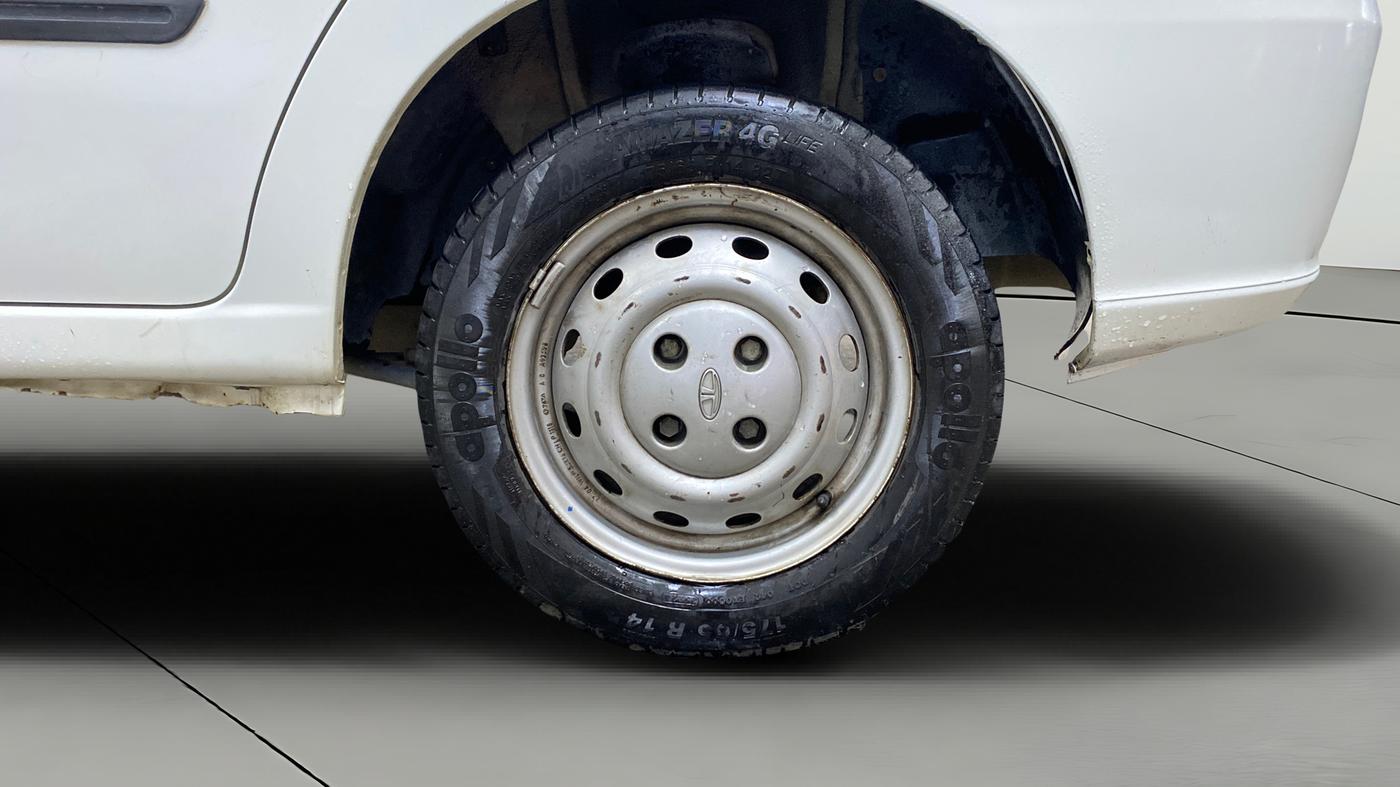 2017 Tata Indigo ECS GLS, CNG, Manual, 70,171 km, Left Rear Wheel