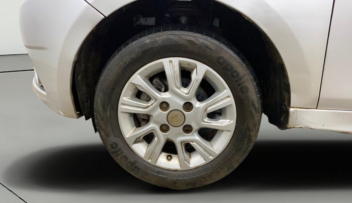 2018 Tata Tiago XZ PETROL, Petrol, Manual, 1,39,758 km, Left Front Wheel