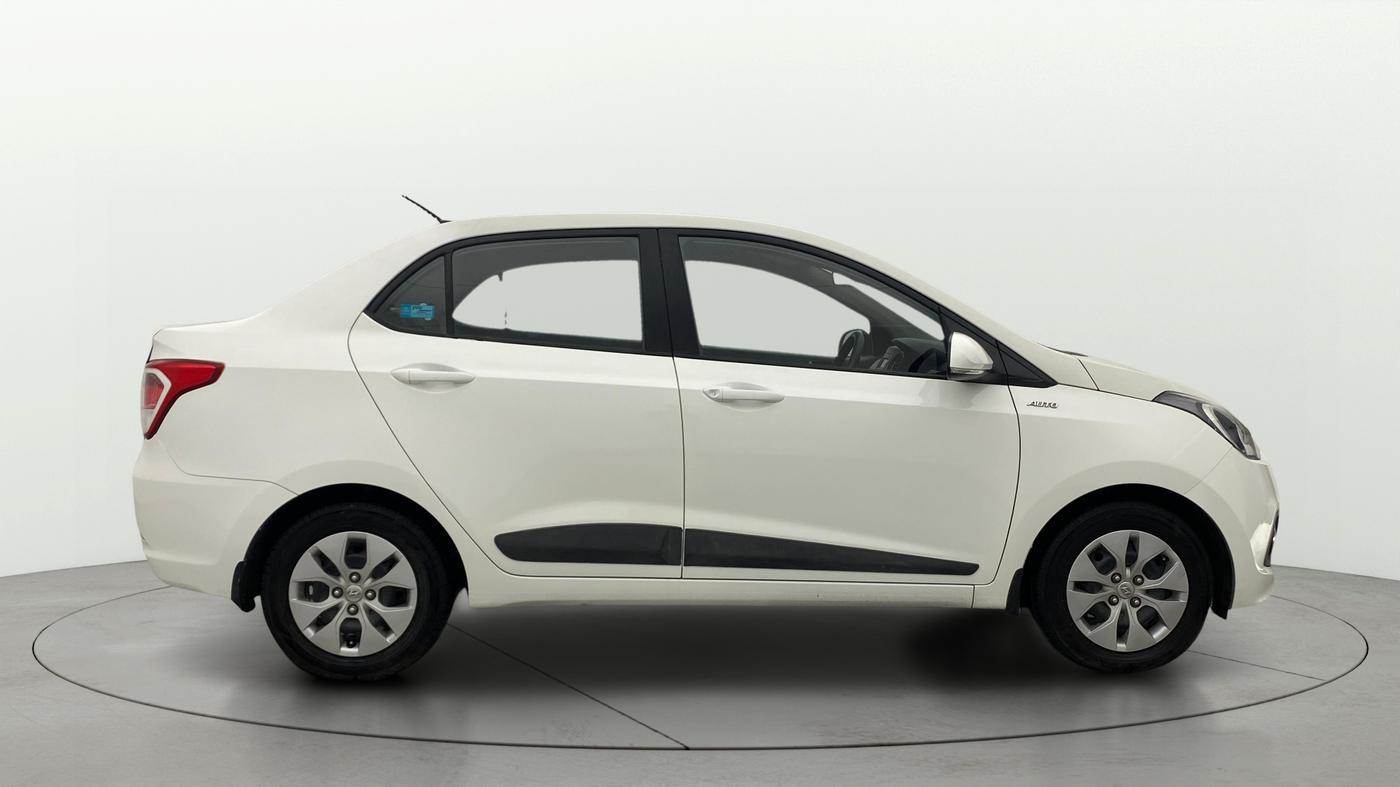 2016 Hyundai Xcent S AT 1.2, Petrol, Automatic, 47,158 km, Right Side View