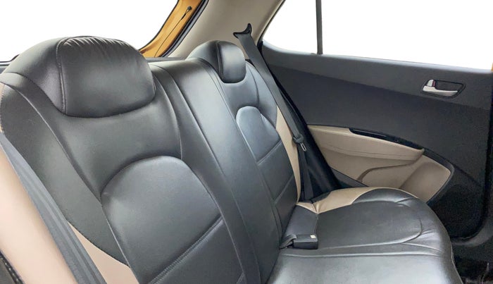 2014 Hyundai Grand i10 SPORTZ 1.2 KAPPA VTVT, Petrol, Manual, 49,805 km, Right Side Rear Door Cabin