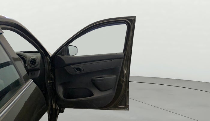 2021 Renault Kwid RXL, Petrol, Manual, 44,904 km, RHS Front Door